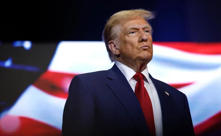 АҚШда амалдорлар Трамп туфайли оммавий равишда хусусий секторга кетиб қолмоқда