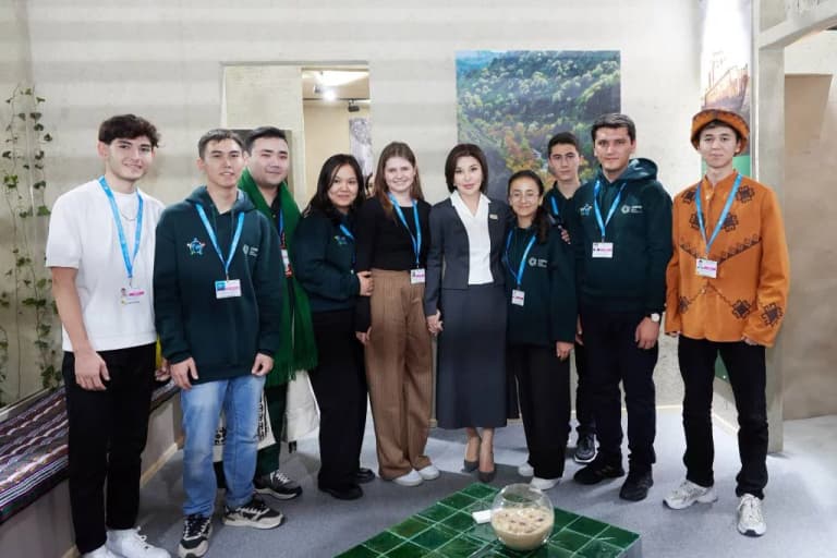 Зироат Мирзиёева COP29'да Ўзбекистон миллий павилиони билан танишди
