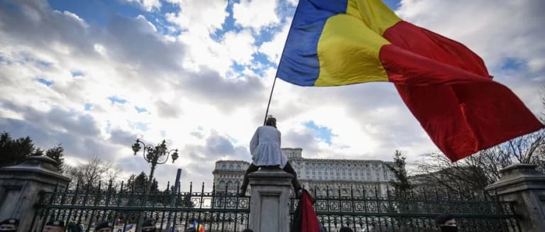 Руминияда президент сайлови натижалари бекор қилинди