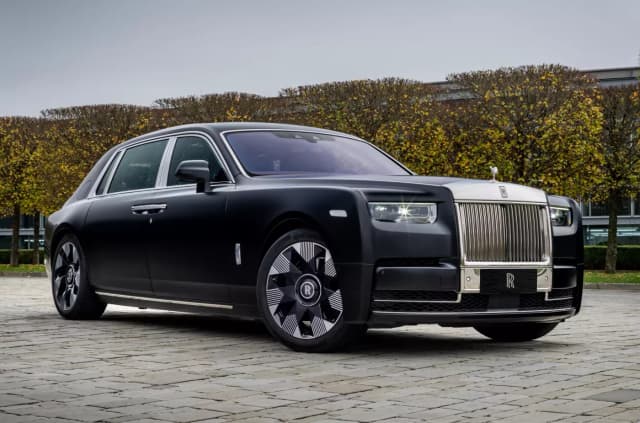 Хитойда Rolls Royce Phantom машинасининг янги версияси ишлаб чиқилди