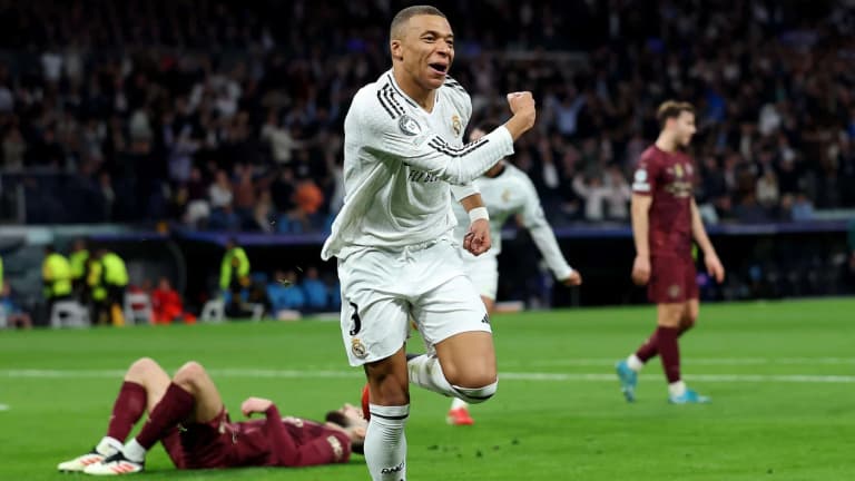 Mbappe Şampiyonlar Ligi'nde Messinin sonucunu tekrarladı