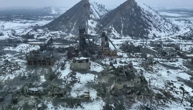 Lavrov mojaroni front chizigʻi boʻyicha muzlatish imkonsizligini aytdi