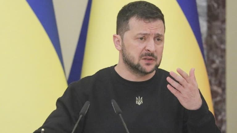 Зеленскийнинг «ғалаба режаси» Украина учун муваффақиятсизликка олиб келгани маълум бўлди