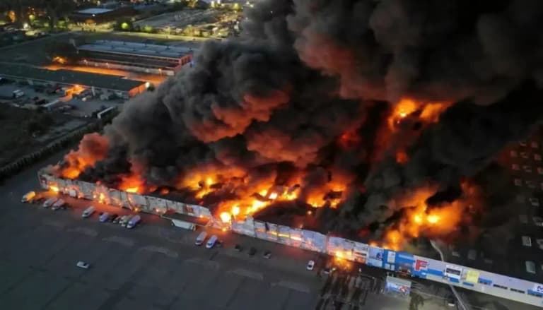 Polonya, büyük bir alışveriş merkezindeki ölümcül yangından Rusya'yı sorumlu tutuyor: bakanlık sansasyonel bir açıklama yaptı