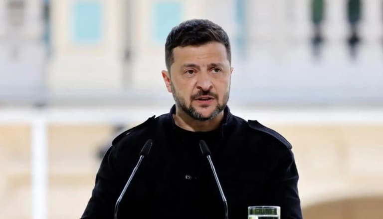 Зеленский: Украина никогда не отступит со своей территории