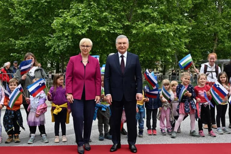 Президент Узбекистана впервые посетил Словению