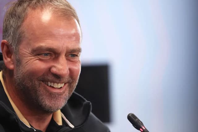Флик осторожен: «Барселона» может стать чемпионом, но праздновать пока рано!