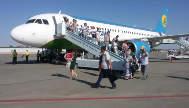 С депортированных узбекистанцев будут взыскиваться расходы