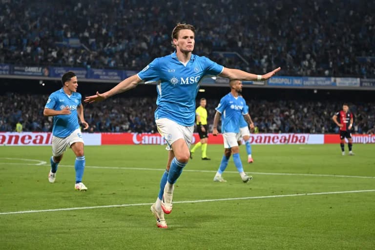 McTominay Serie A'yı fethetti - Napoli yıldızı Sezonun Oyuncusu seçildi