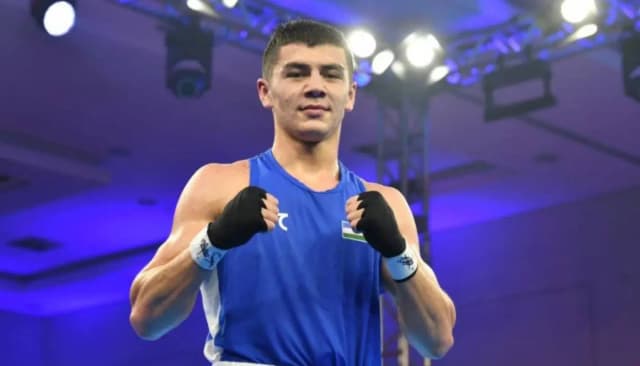 Фазлиддин Эркинбоев вышел в полуфинал Кубка мира по боксу