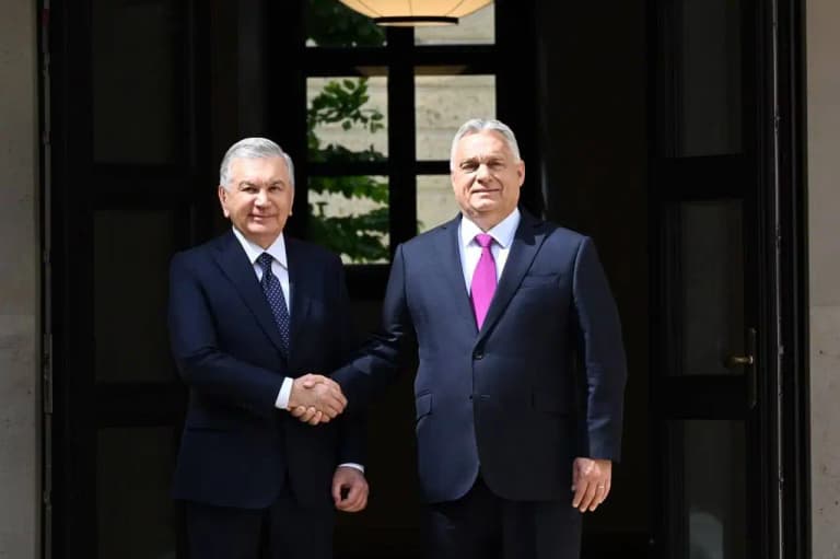 Şavkat Mirziyoyev ve Viktor Orban dar bir çevrede görüştü