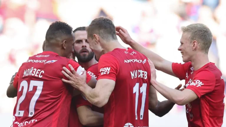 Faizullaev asist yaptı! CSKA sezonu bronz madalya ile tamamladı
