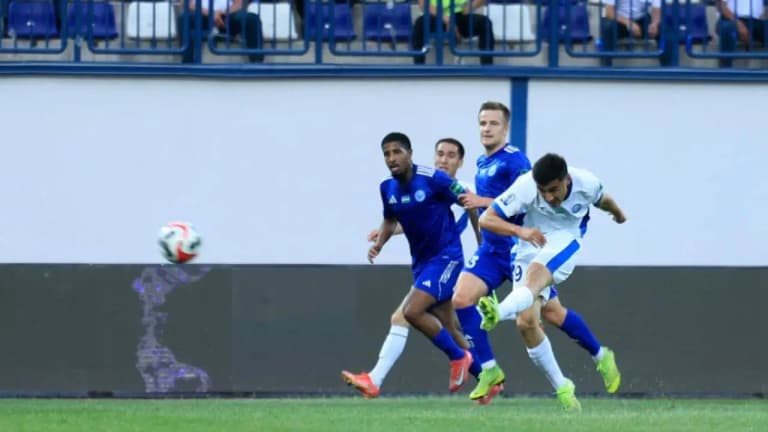 Süper Lig. Derbiyi büyük bir skorla "Navbahor" kazandı