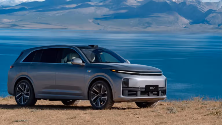 Li Auto официально стартовала в России: удар по «серым схемам»!