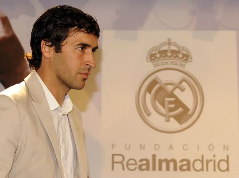 Raul Gonzalez Real Madrid'den ayrılıyor: Hayal kırıklığı yaratan efsane