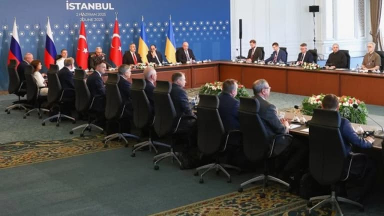 Украина-Россия уруши янги хавфли босқичга кирди — тинчлик ҳали йироқ