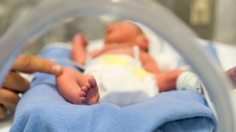 Britanya'da üç kişilik DNA'ya sahip çocuklar doğdu