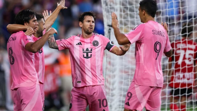 Messi ve Segovia şovu: Inter Miami New York'ta farklı galip geldi (video)
