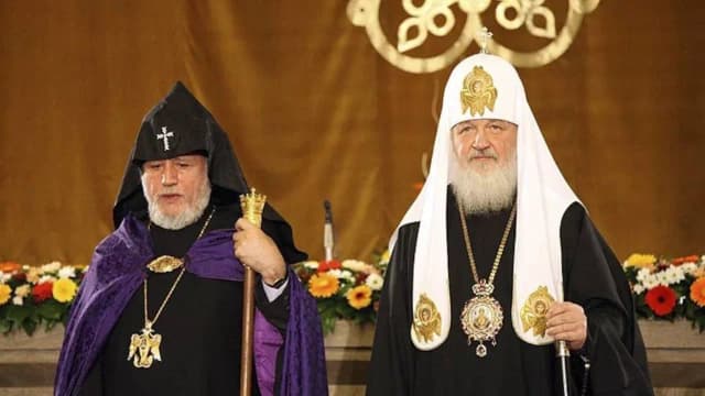 Арманистонда католикос ва Кремль ўртасида сирли учрашув тафсилотлари...