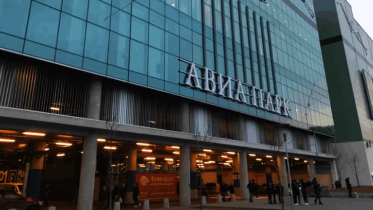 "Авиапарк" ищет покупателя за 100 миллиардов.