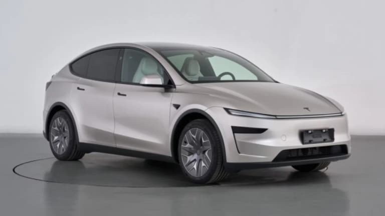 Tesla Model Y L: Хитой бозорида янги тўлқин ва кенг қулайлик