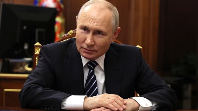 Will Iran Stop Its Nuclear Program? Putin Puts Pressure on Tehran