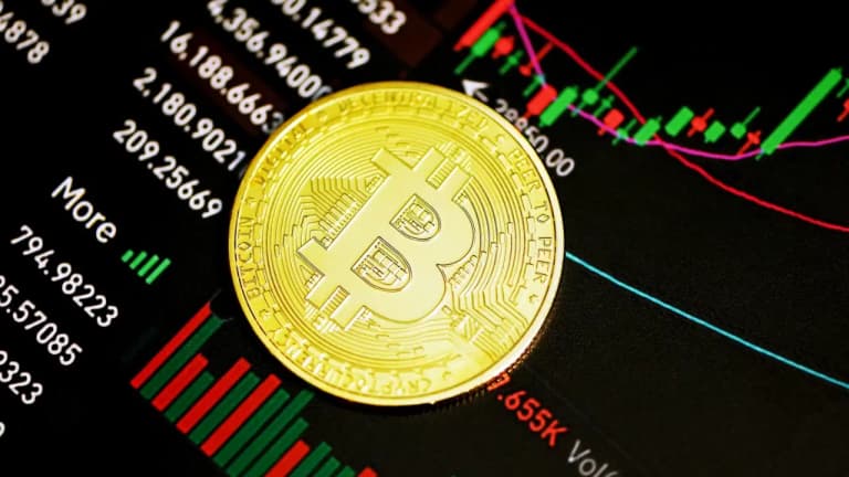 Bitcoin tarihi zirveye ulaştı: $118 bin
