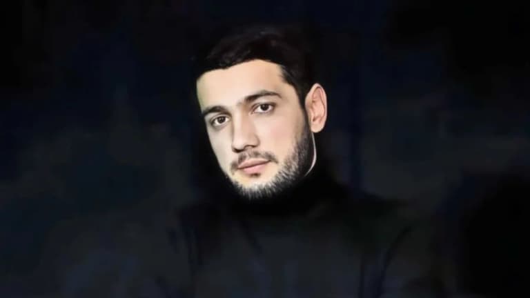 Jaloliddin Ahmadaliyev izinsiz şiir kullandığı için cezalandırıldı