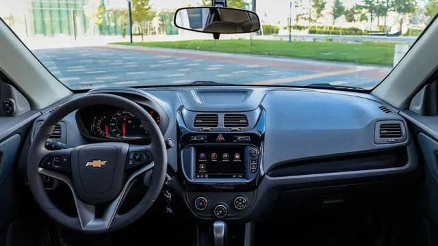 Chevrolet Cobalt yenilenen iç mekânıyla tanıtıldı
