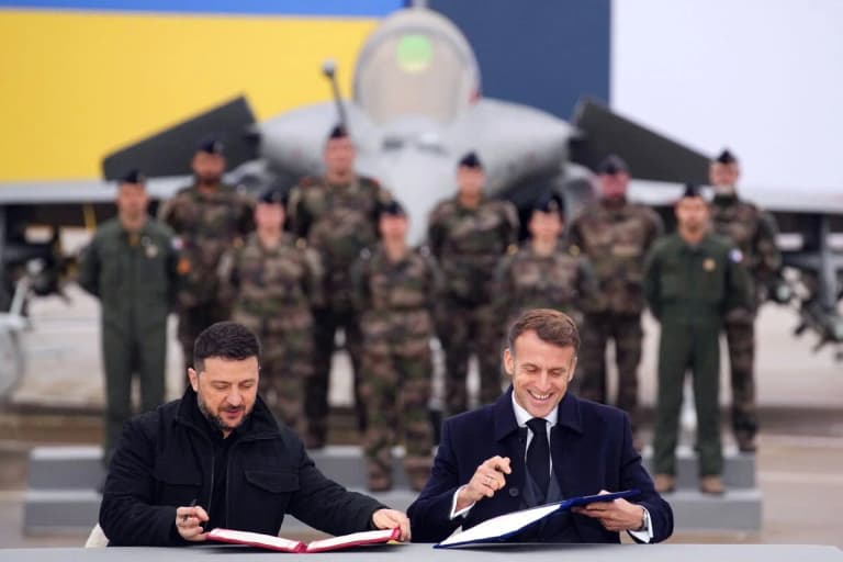 Зеленский Франциямен ірі қорғаныс келісіміне қол қойды