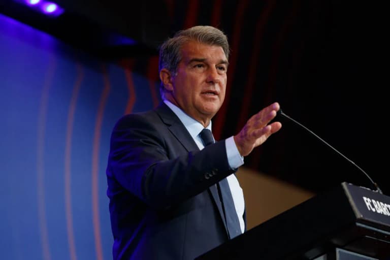 Laporta, Messi ile ilişkileri düzeltmeye hazır olduğunu söyledi
