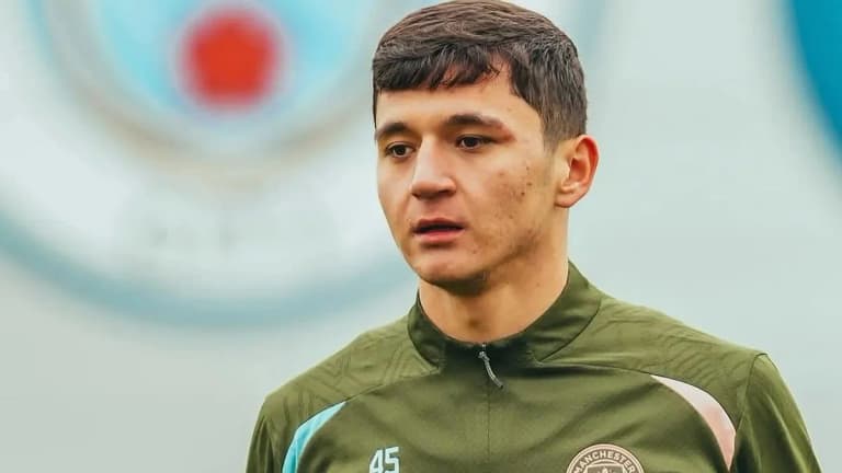 Lens, Abdukadir Khusanov'u Kiralamaya Çalıştı