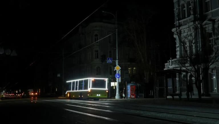 Odessa'ya balistik füze saldırısı: Can kaybı ve yıkım var