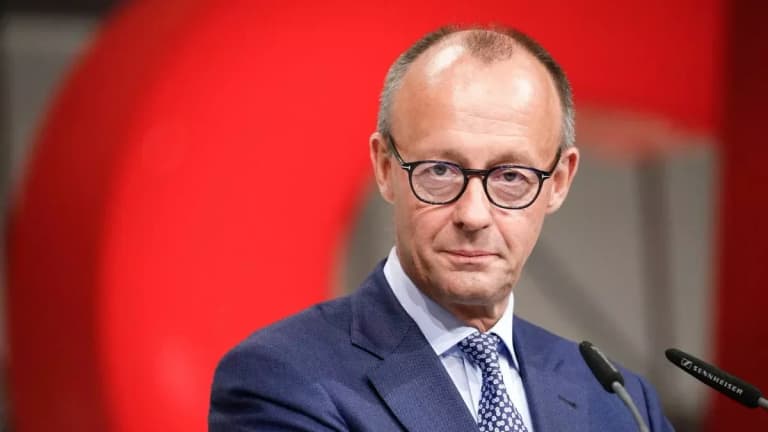 Мерц Украинасиз қарор қабул қилиш хатаридан огоҳлантирди
