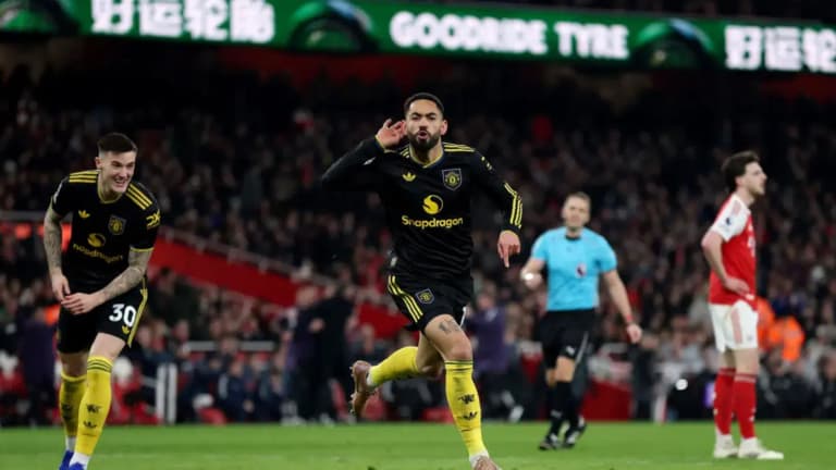 Arsenal mağlubiyetle sonuçlandı: MYU maç sonunda gol attı(video)