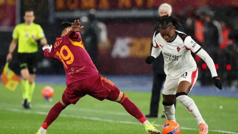 Roma'daki maçta beraberlik: Milan ikinci, Roma üçüncü (video)