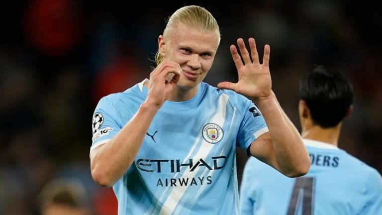 Holand muxlislarning chipta puli qaytarilishini qanday izohladi?
