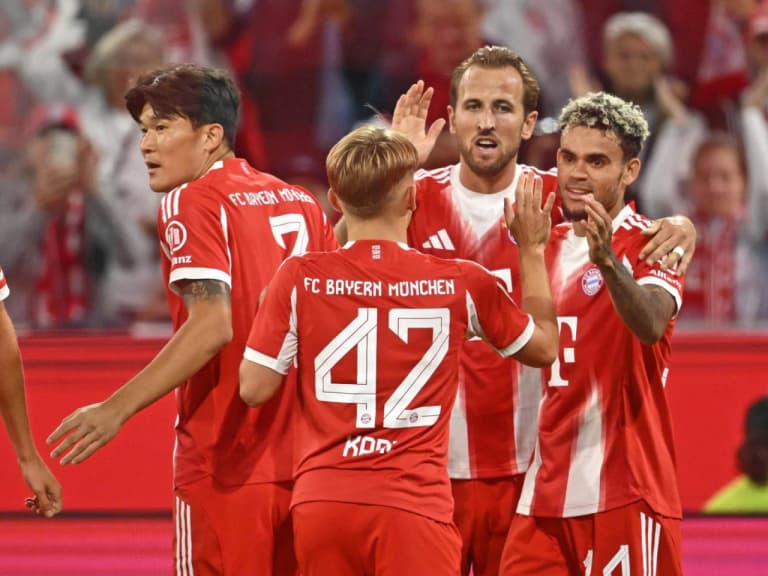 Kane ve Olise Augsburg'a Karşı Başlayacak