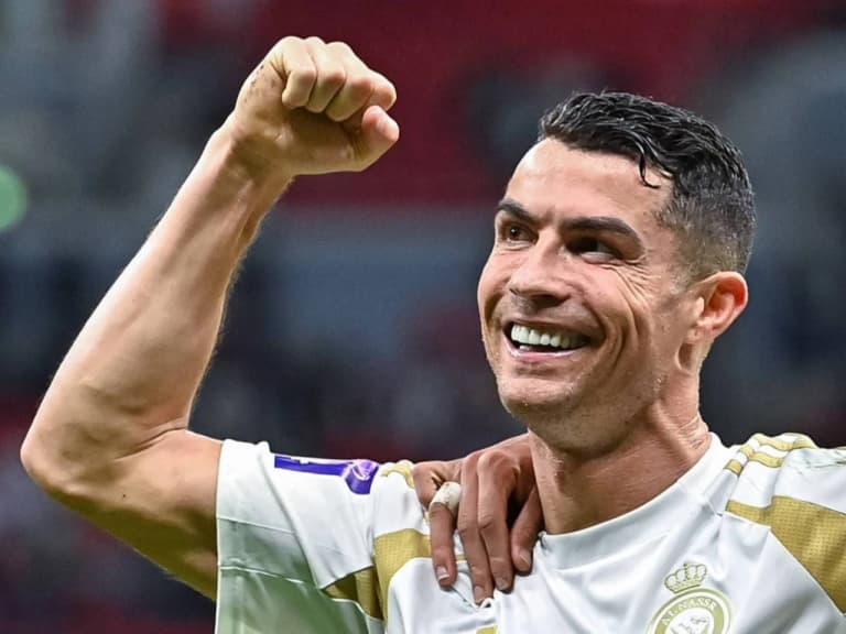 Ronaldo, Al-Nassr Zaferine İki Emoji ile Yanıt Verdi