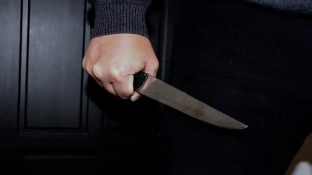 В Андижане школьник зарезал друга