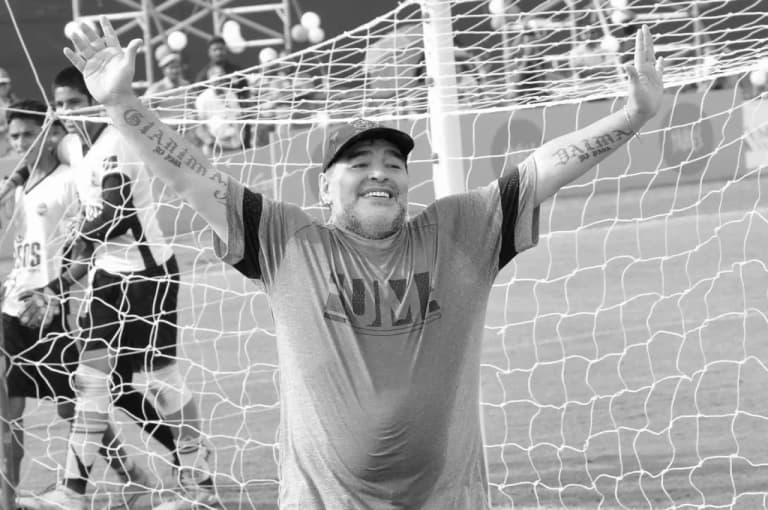 Messi Maradona bilan ilk uchrashuvi qanday bo'lganini esladi