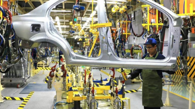 Which car was produced the most in Uzbekistan in four months?