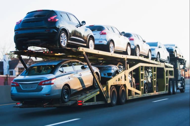 Otomotiv ithalatına getirilen büyük kısıtlama kaldırıldı