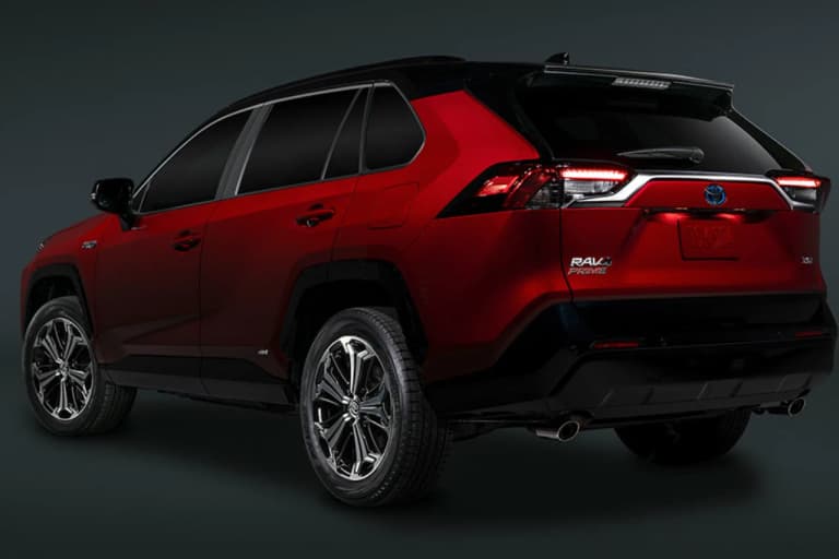 Автомобиль бозорида Toyota бренди мутлақ етакчиликни сақлаб қолмоқда