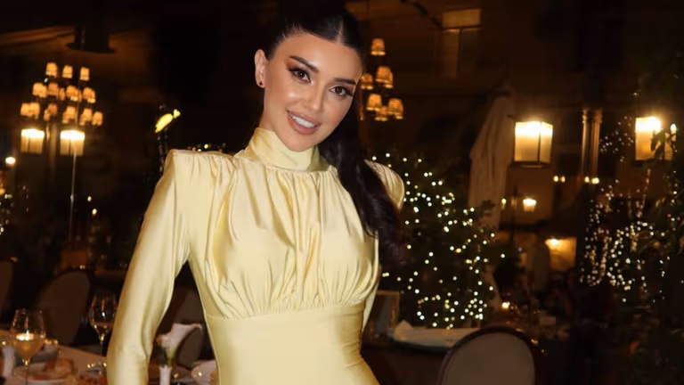 L'actrice Zarina Yuldosheva au centre de l'attention avec son look unique pour son anniversaire !