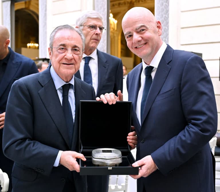 Gianni Infantino ve Florentino Perez Budapeşte'deki ŞL Finalinde Bir Araya Geldi