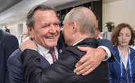 Владимир Путин Кремлда Герхард Шрёдер билан сирли учрашув ўтказди...