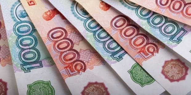 Россия Марказий банки рублнинг бу қадар қадрсизланиши молиявий аҳволни ёмонлаштиришини айтди
