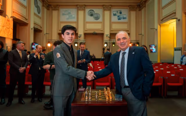 The meeting between Sindarov and Kasparov became a symbol of generations