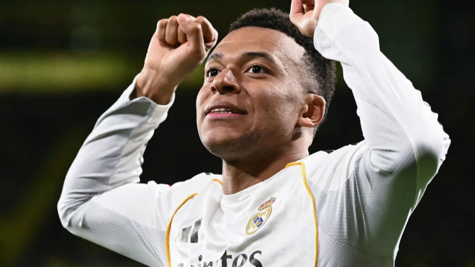 Kylian Mbappe Angliya Premer-ligasiga oʻtadimi? Lui Saa variantni aytdi